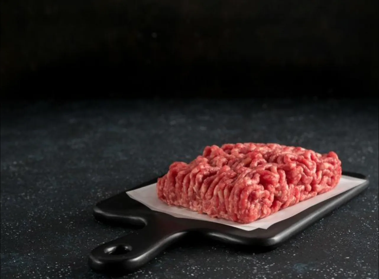 40 lb Case of 80/20 Natural Ground Beef (in 8 - 5lb Chubs)
