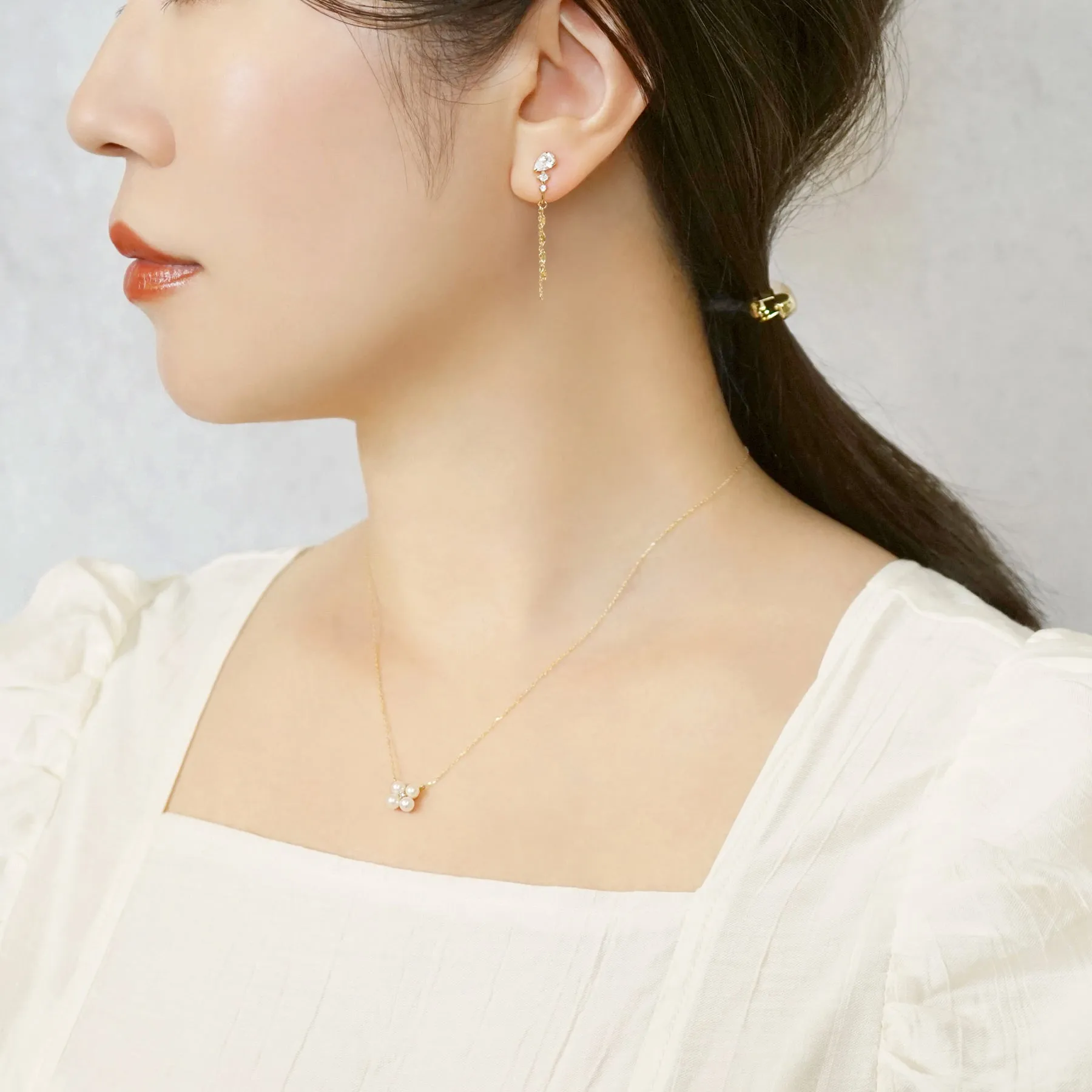 [Airy Clip-On Earrings] 10K Multi-Shape 3-Stone Earrings (Yellow Gold)