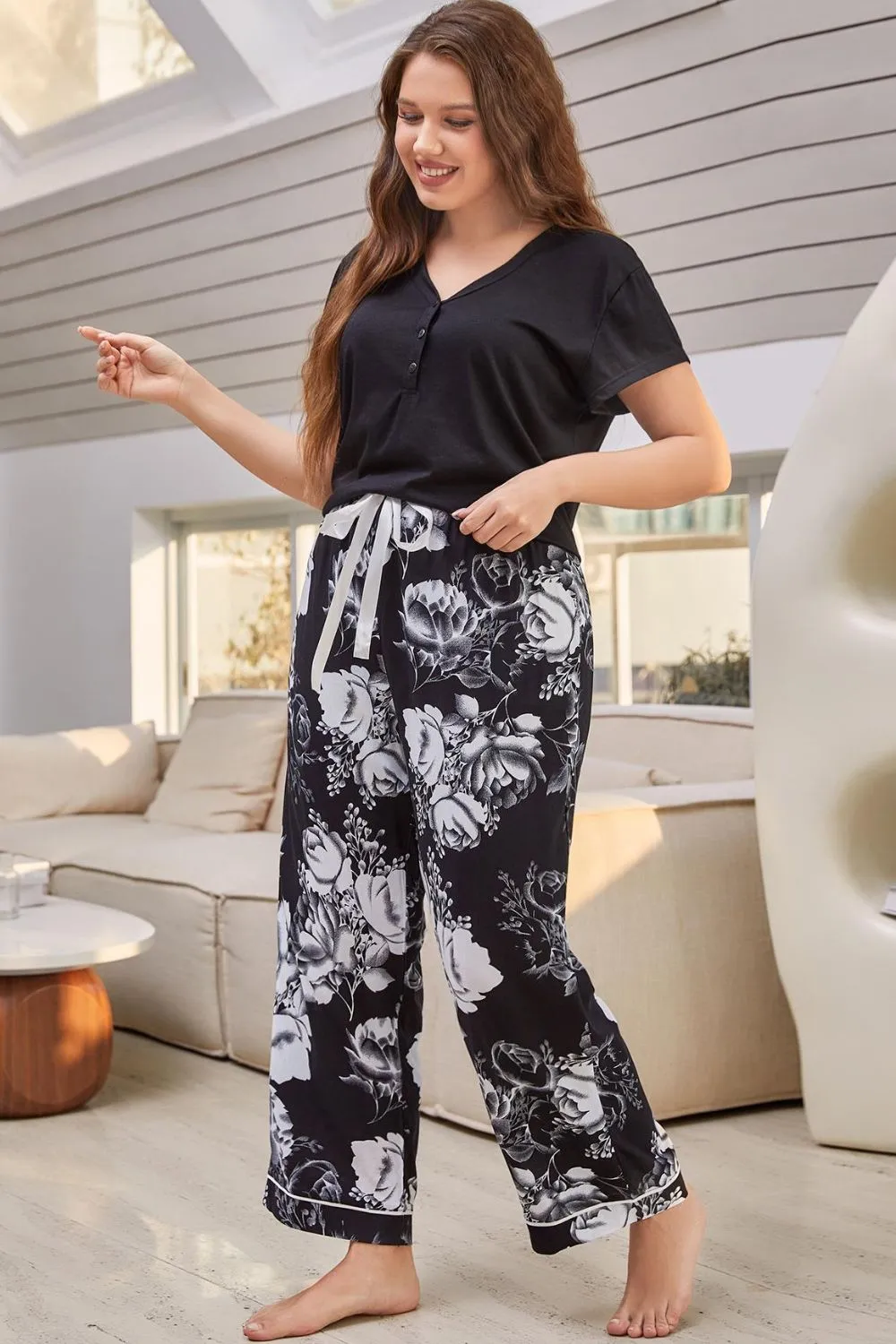 Yocwear Black V-Neck Top and Floral Pants Lounge Set